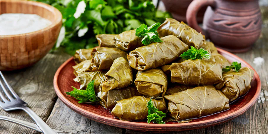 Sarmice u vinovom listu